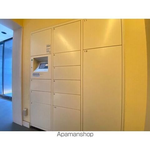 フロンティアコート堺筋本町の内装写真