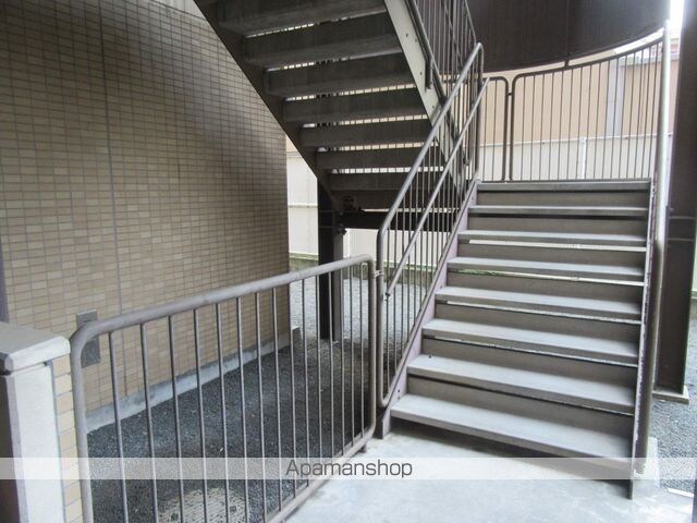 東京都立川市高松町３丁目[3LDK/70.53m2]の共用部4
