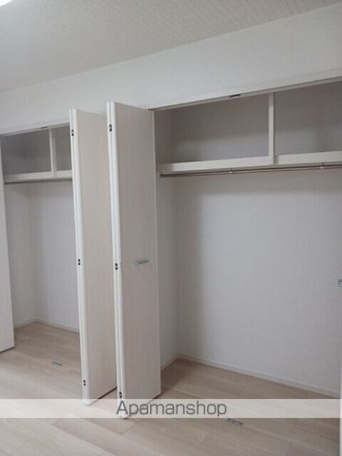 和歌山県和歌山市紀三井寺[1LDK/49.6m2]の収納