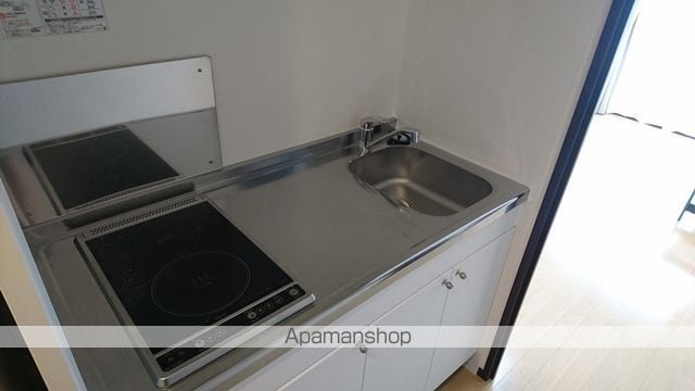 クレイノフィセント ファルコンの内装写真