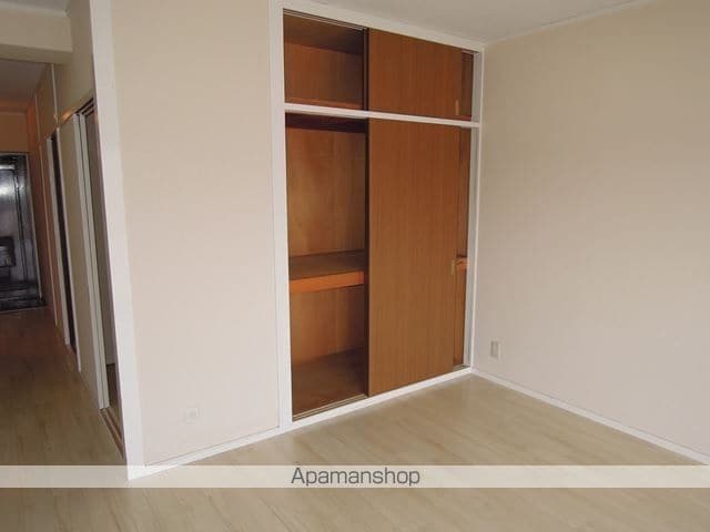 第一磯屋敷マンションの内装写真