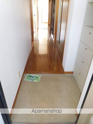 東京都中野区白鷺２丁目[3LDK/57m2]の玄関