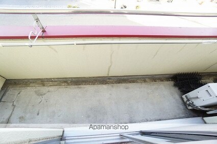 ラメゾンコマ[1R/22.36m2]のバルコニー