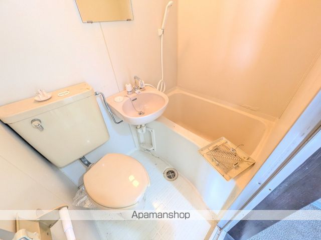 ピースハイツ長堂の内装写真