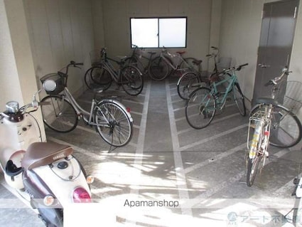 明山[1R/24m2]の共用部2