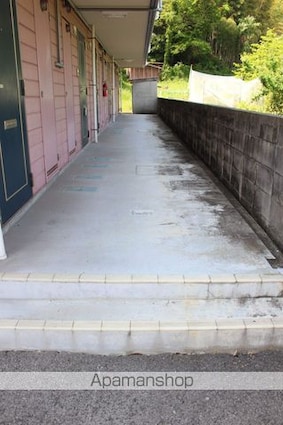 ウエストヒルズ桃谷[1K/21.37m2]の共用部2