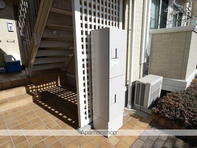 クローバーMの玄関写真