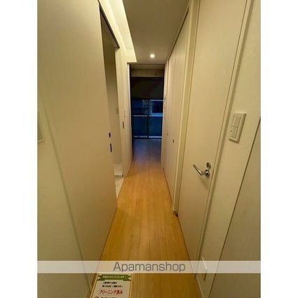 ＣＡＳＴＥＬＬＯ　ＡＳＳＯ[1K/30.06m2]の玄関