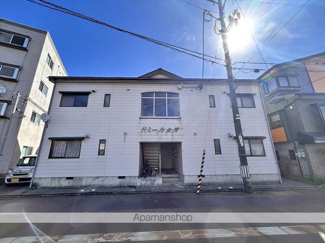ドミール金房の外観写真