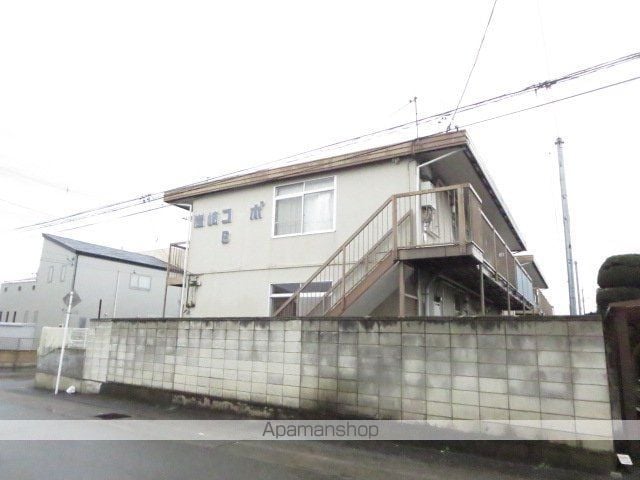 岩崎コーポの外観写真