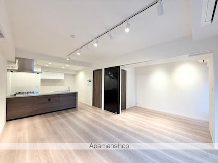 ルネサンス赤坂プレミアムコート[2LDK/62.75m2]のリビング・居間2