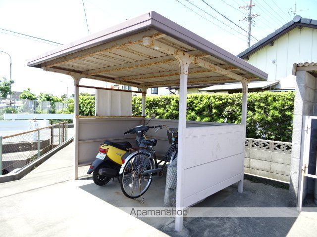 浜松市中央区 1階建 築32年の外観写真