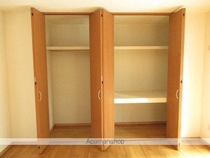 グリュックハイム[2LDK/61.12m2]の収納