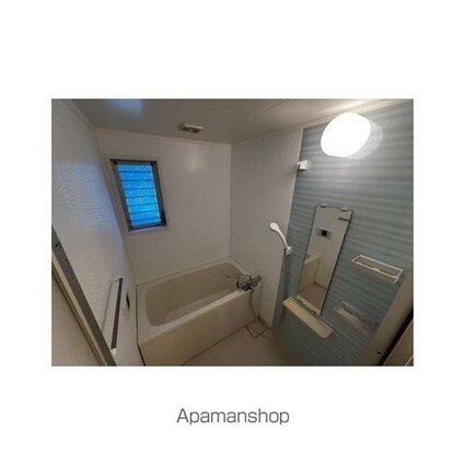 磯子台パークハイツ１２号棟[3LDK/81.6m2]のバス