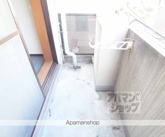 プルシャン山科の内装写真