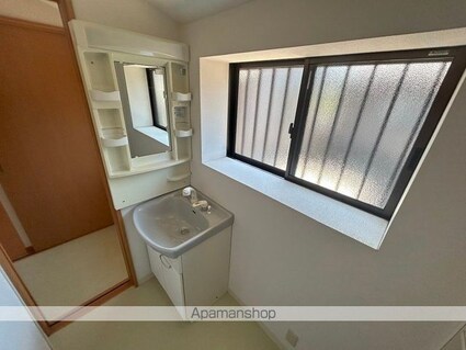 三国町新宿１丁目貸家[4LDK/72m2]の洗面所