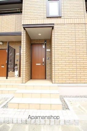 ステラ[1LDK/56.36m2]のエントランス