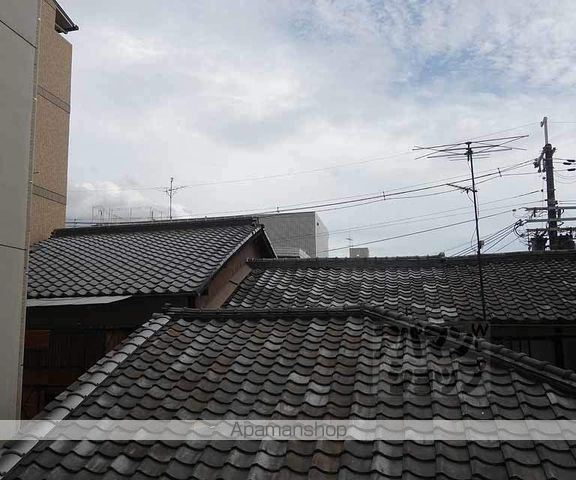 ルッソ烏丸五条の玄関写真