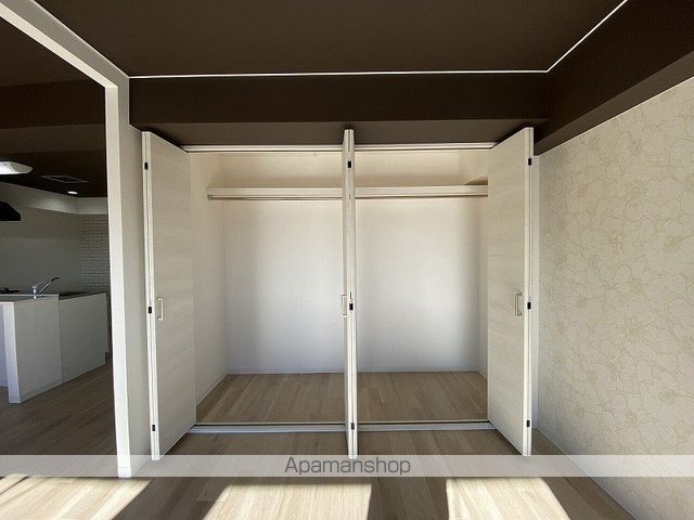コート菫野の内装写真