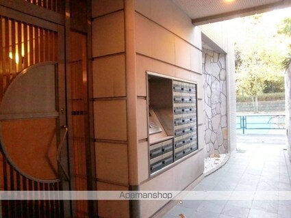 東京都新宿区大京町[1K/20.52m2]の共用部2