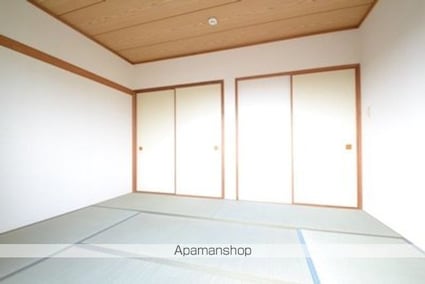 ヴィラ・ウィステリア[2LDK/60.15m2]の内装4