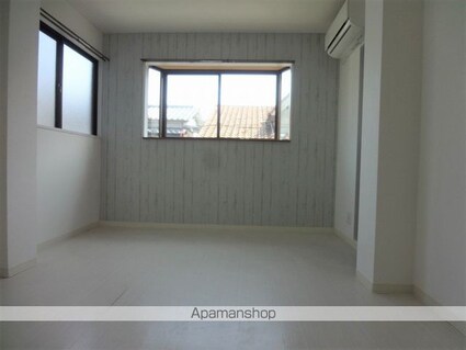 ヴェルナール忠岡[1R/16.2m2]のリビング・居間