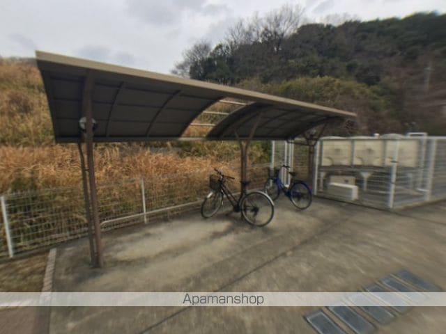 【岩出市山のアパートの写真】