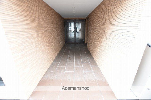 プラシード北円山の玄関写真