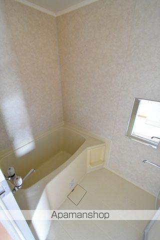 ボヌール福住IIIの内装写真