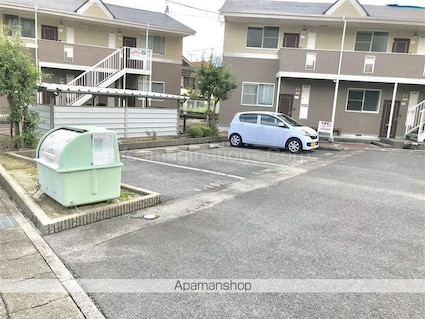 メゾンエスポワールⅠ[2DK/47.23m2]の駐車場