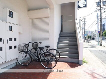 セントラル川名[1LDK/45m2]のエントランス