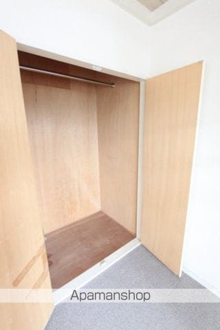 ラッキーフリューゲルの内装写真