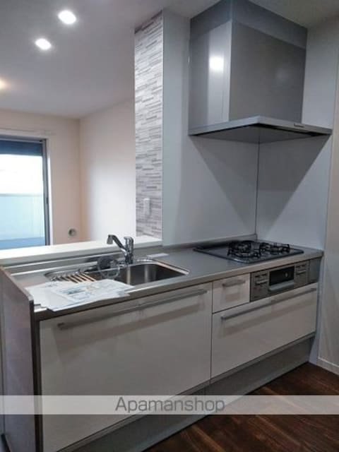 和歌山県和歌山市鷹匠町２丁目[2LDK/63.57m2]のキッチン