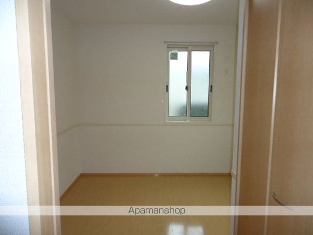 ハイム三条岡 A棟の内装写真