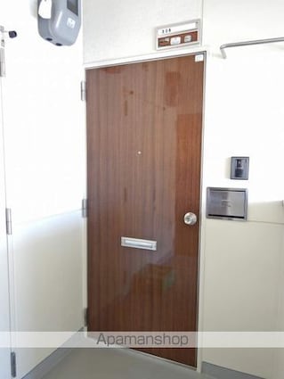 ロイヤルハイツＭＯＲＩ[2LDK/50m2]のエントランス1