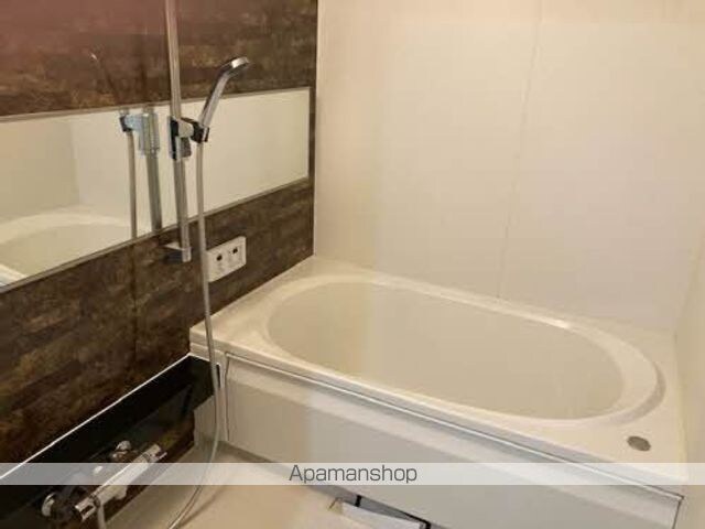 和歌山県和歌山市岡山丁[2LDK/57.55m2]のバス