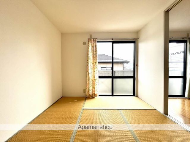 フレグランス広崎の内装写真