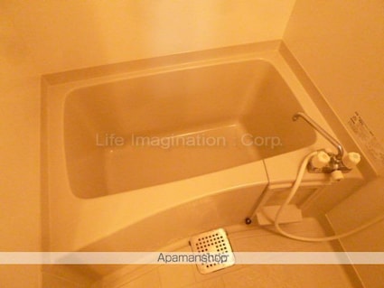 ヴィラージュ美崎[1K/27.08m2]のバス