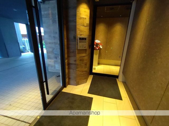 QUARANTEーDEUX KITASENDAIの玄関写真