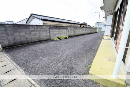 和久井コーポ[2DK/41.8m2]の駐車場