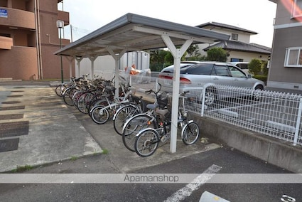 ルナパレスⅢ[2LDK/61m2]の共用部2