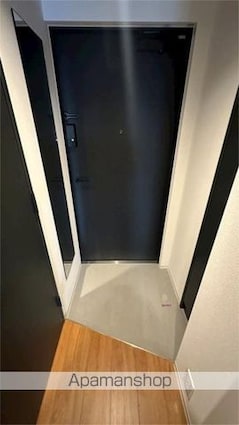 ＺＯＯＭ信濃町[1DK/27.54m2]の玄関
