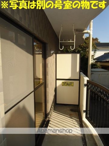 クレストスカーラカクの内装写真