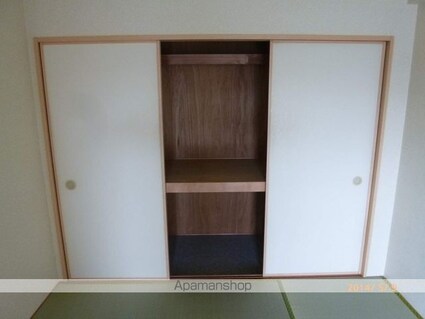 滋賀県守山市勝部２丁目[2LDK/66m2]の内装3