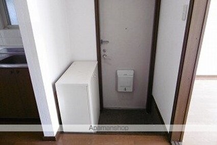 パークレーンホームズＦ[1DK/29.62m2]の玄関