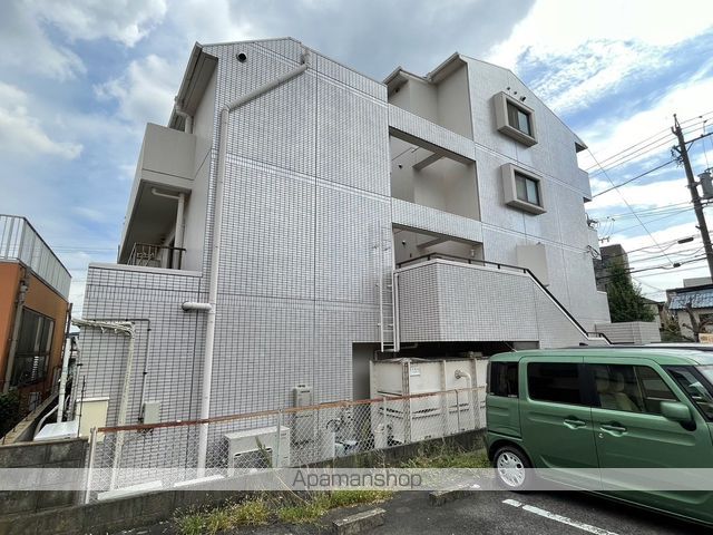 アーバン藤里の外観写真