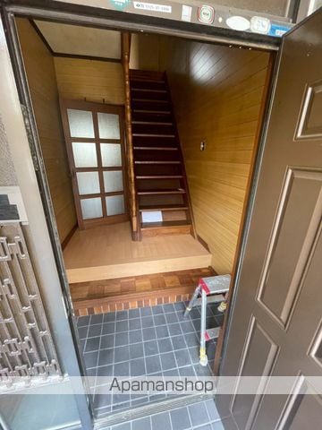 近鉄京都線 小倉駅 徒歩11分 2階建 築42年の内装写真
