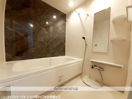 和歌山県和歌山市園部[1LDK/44.7m2]のバス