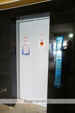 ラファセベルシード博多の玄関写真