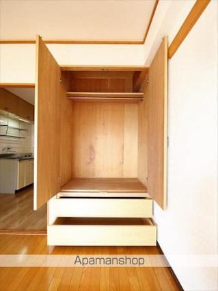 メゾン・ド・シャリオ[1DK/27.47m2]の収納